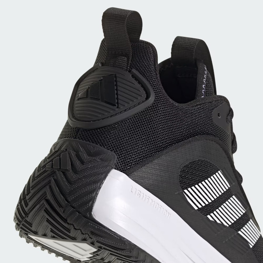 andrika-papoutsia-adidas-new