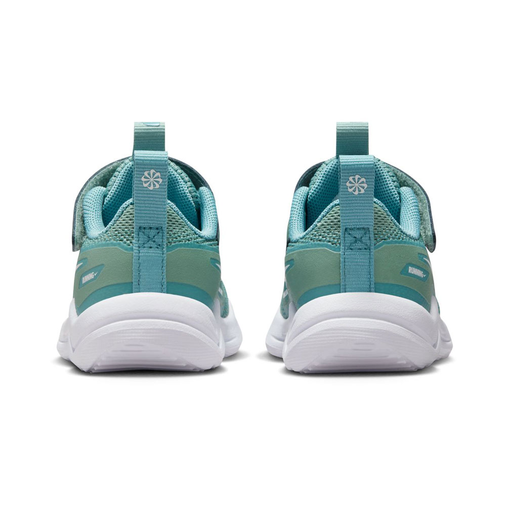 nike-vrefika-athlitika-papoutsia