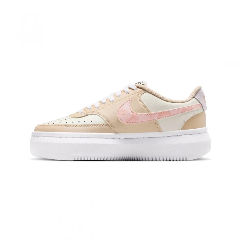 gunaikeia-papoutsia-nike-sneakers