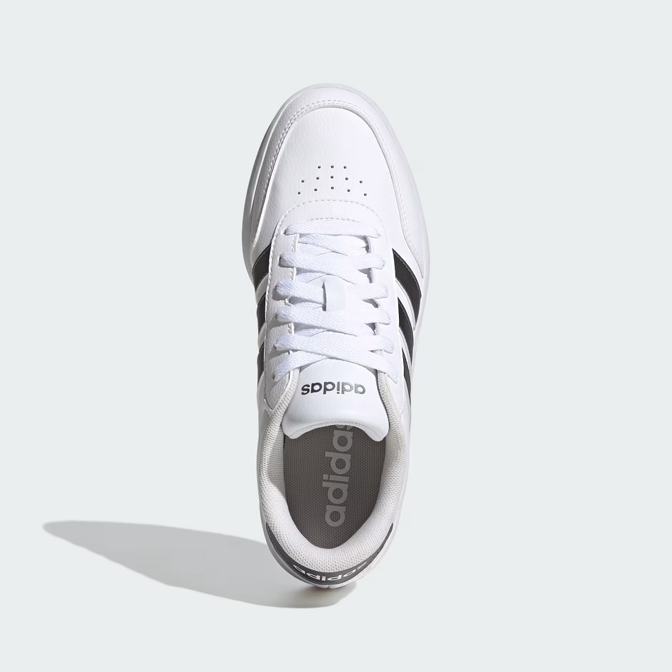 papoutsia-adidas-leyka
