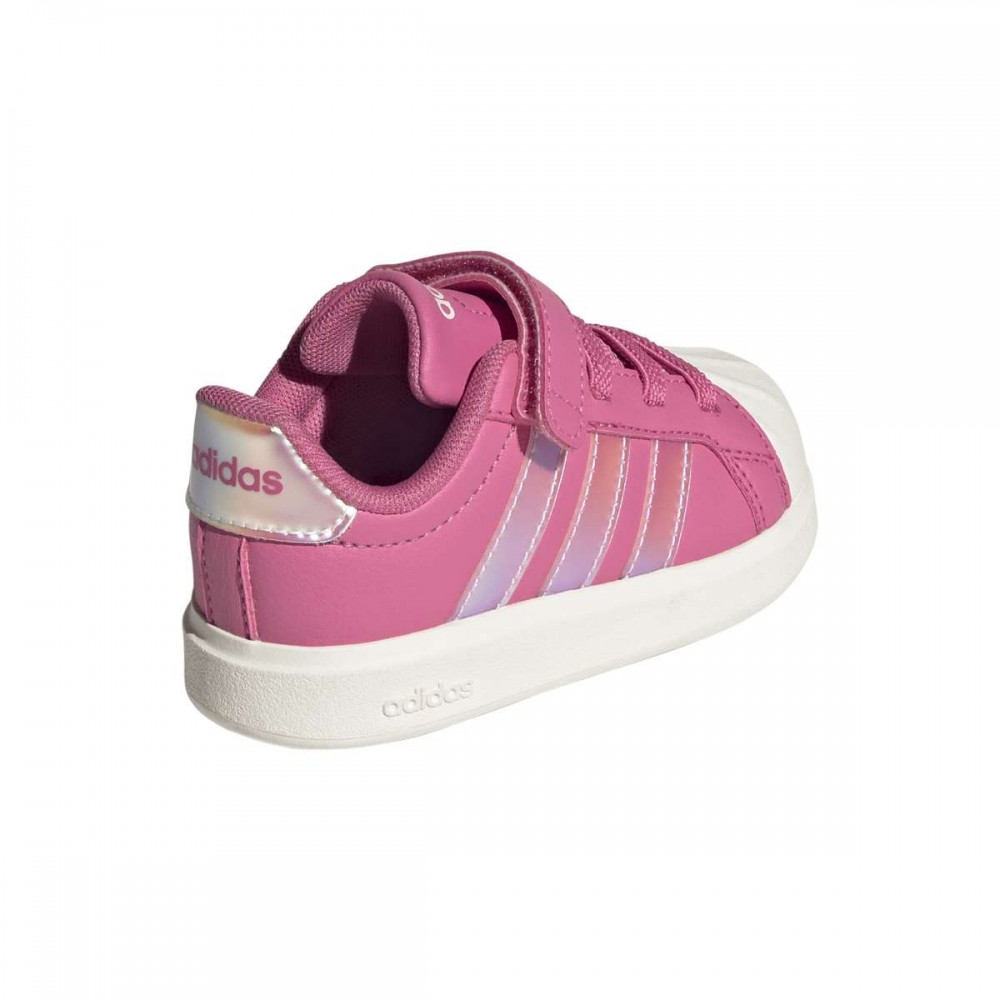 adidas-papoutsia-athlitika-vrefika