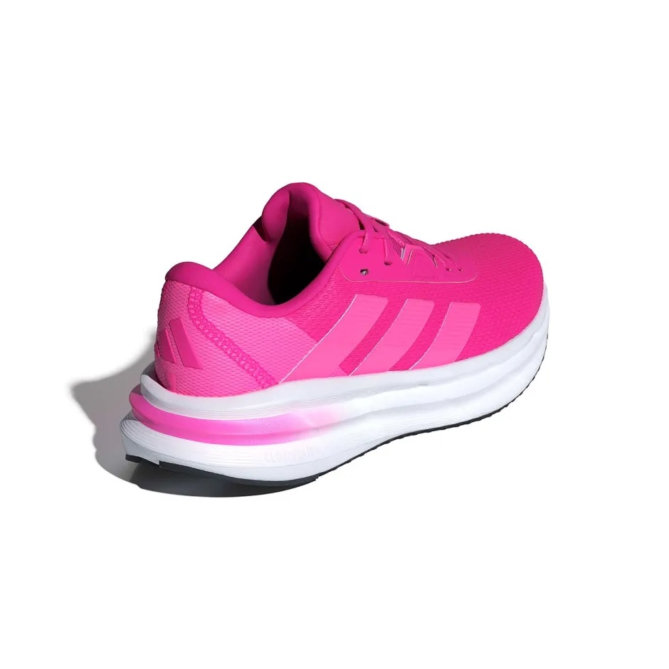papoutsia-gunaikeia-adidas-new