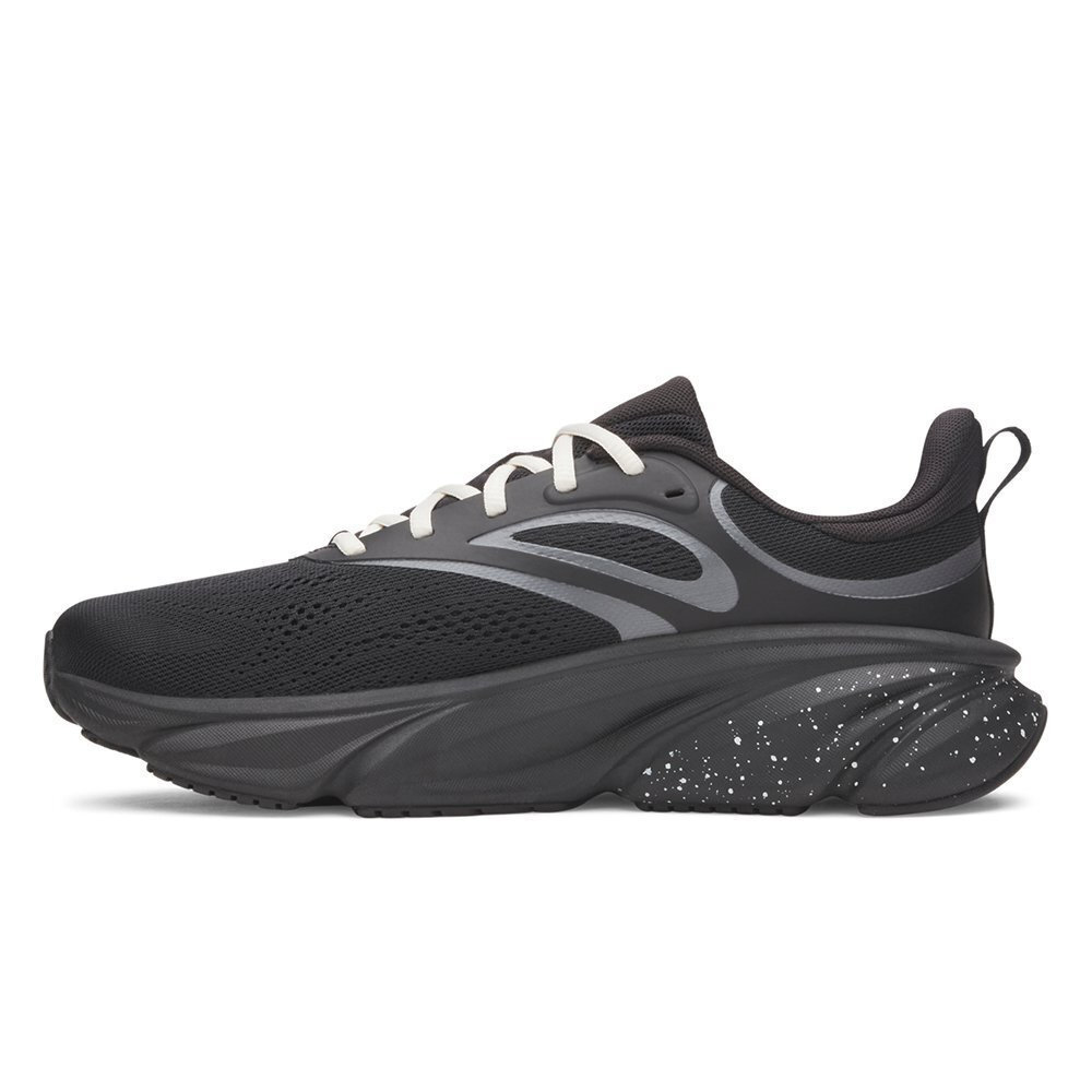 papoutsia-mavra-under-armour